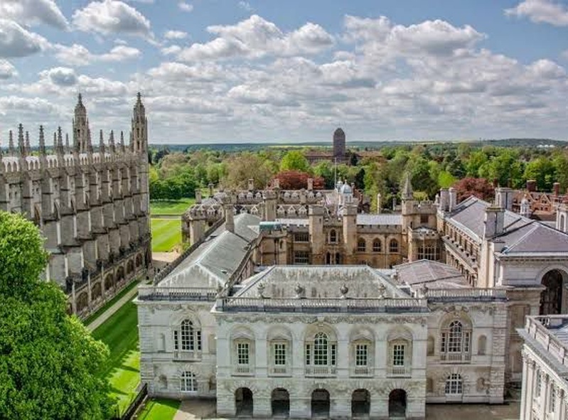 University of Queensland 🐨📖